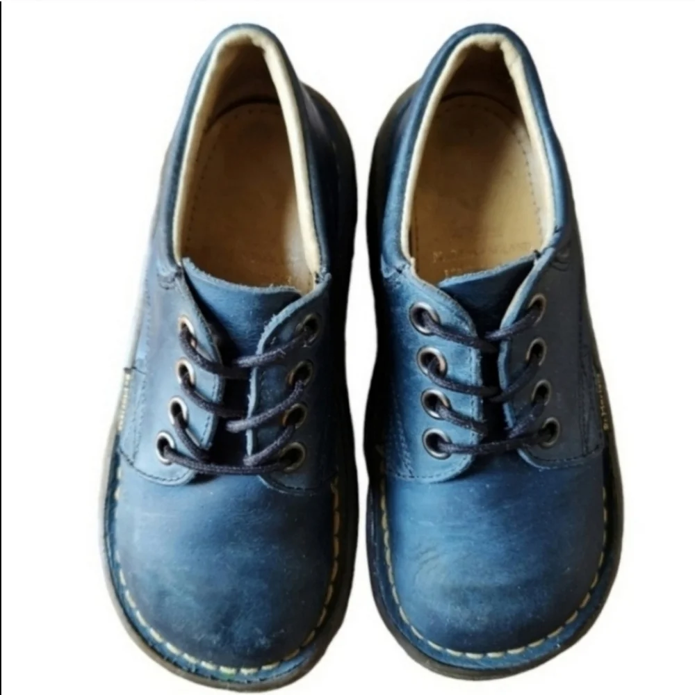 Vintage Dr Martens Made In England Shoe Boys Kids Size 8 Blue Leather Oxford